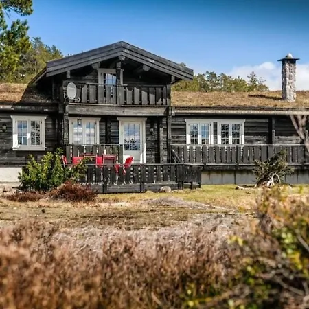 Beautiful Log Cabin At Gautefall