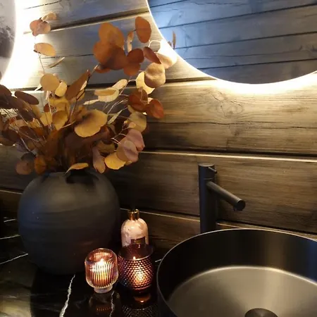 Beautiful Log Cabin At Gautefall 하임달